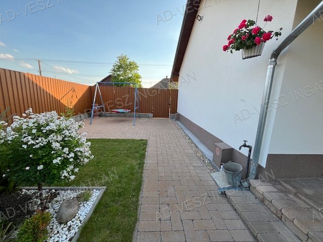 A fájl már létezik a célhelyen: import/kepek/vizjeles_5760163.jpg
Eladó Családi ház Újhartyán  122 m<sup>2</sup> 124.9 millió Ft