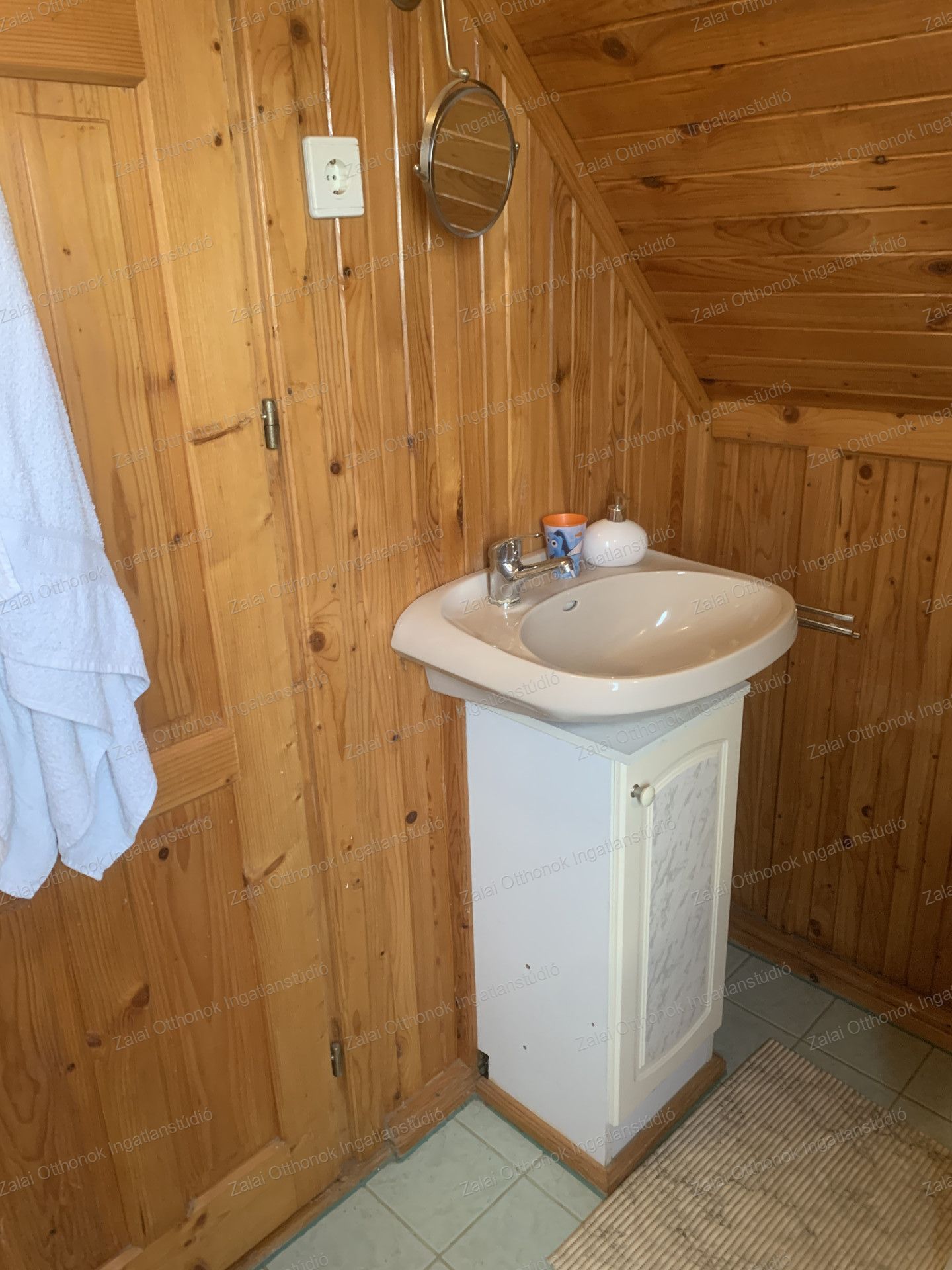 A fájl már létezik a célhelyen: import/kepek/vizjeles_5760659.jpg
For sale recreational home, summer house Balatonmáriafürdő  100 m<sup>2</sup> 61.9 millió Ft