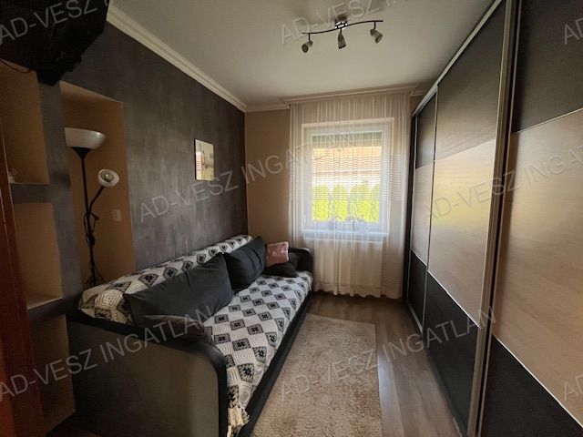 A fájl már létezik a célhelyen: import/kepek/vizjeles_5760693.jpg
Eladó Családi ház Újhartyán  122 m<sup>2</sup> 124.9 millió Ft