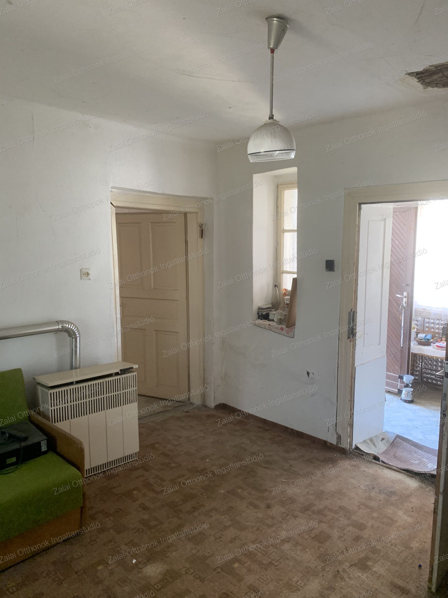 A fájl már létezik a célhelyen: import/kepek/vizjeles_5767436.jpg
For sale house Zalakomár  76 m<sup>2</sup> 8.9 millió Ft