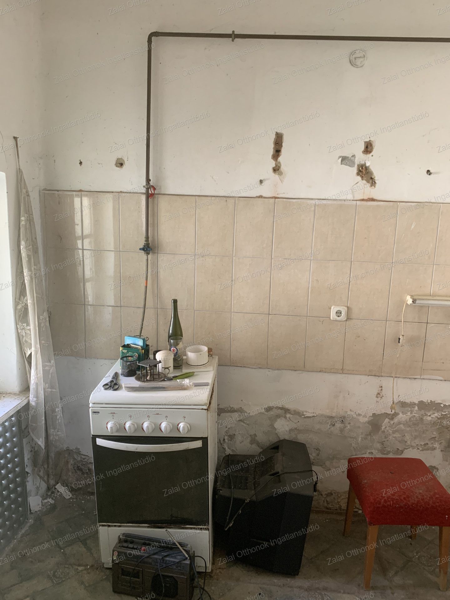 A fájl már létezik a célhelyen: import/kepek/vizjeles_5767490.jpg
For sale house Zalakomár  112 m<sup>2</sup> 14.9 millió Ft