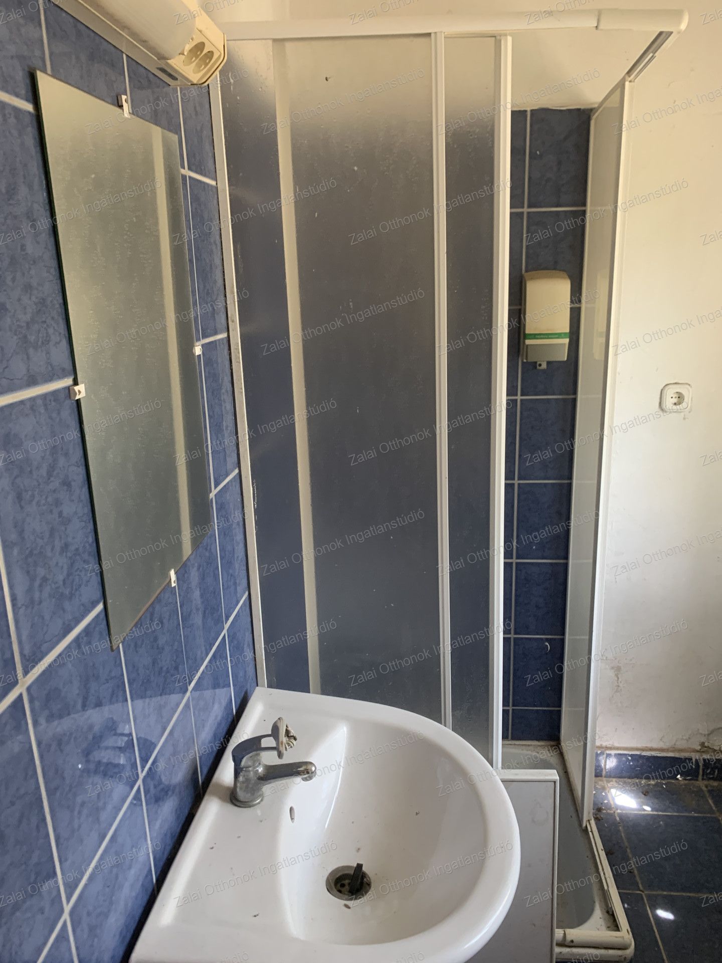 A fájl már létezik a célhelyen: import/kepek/vizjeles_5767507.jpg
For sale house Zalakomár  112 m<sup>2</sup> 14.9 millió Ft