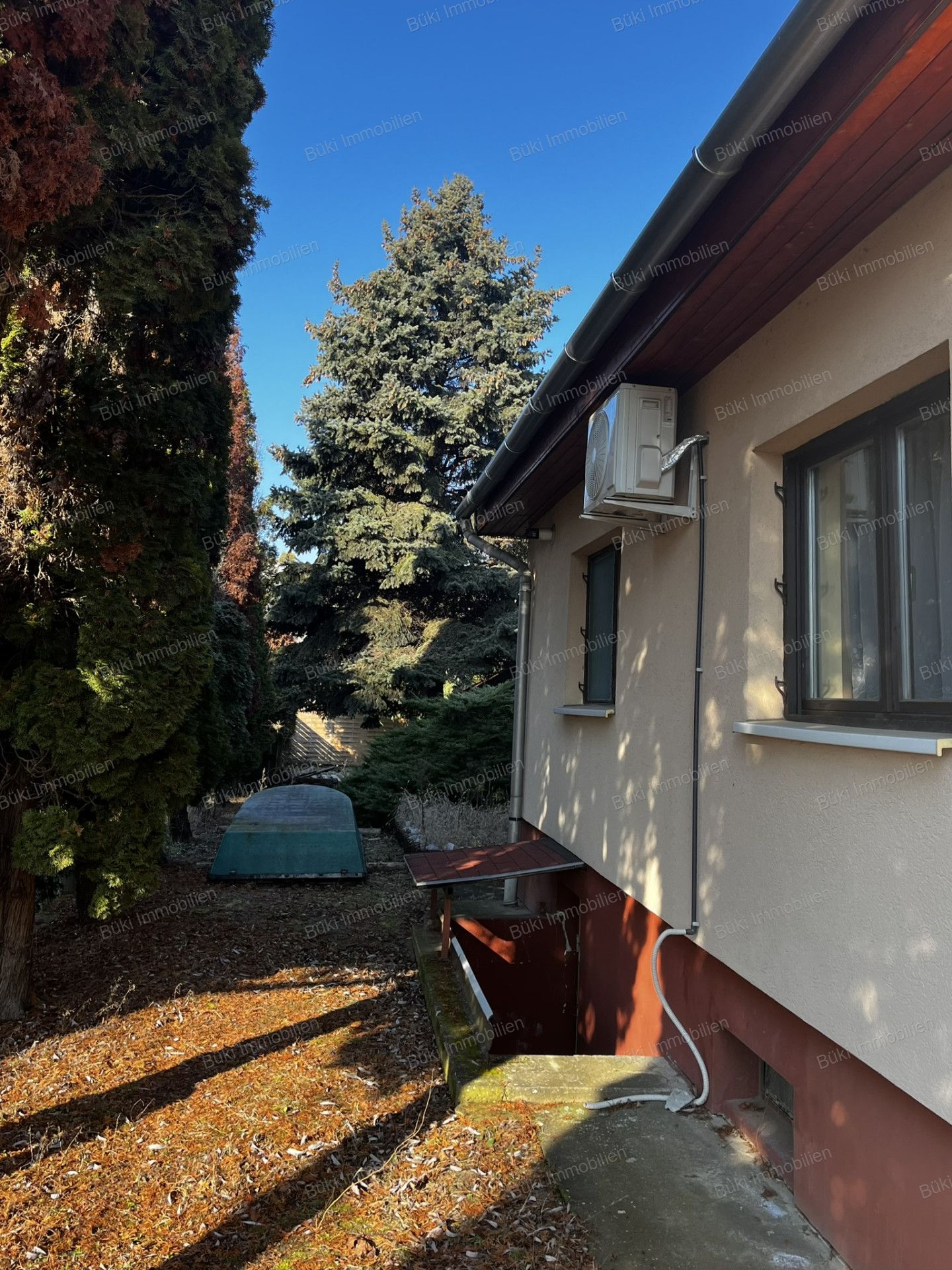 A fájl már létezik a célhelyen: import/kepek/vizjeles_5773038.jpg
For sale house Kisköre  138 m<sup>2</sup> 34.9 millió Ft