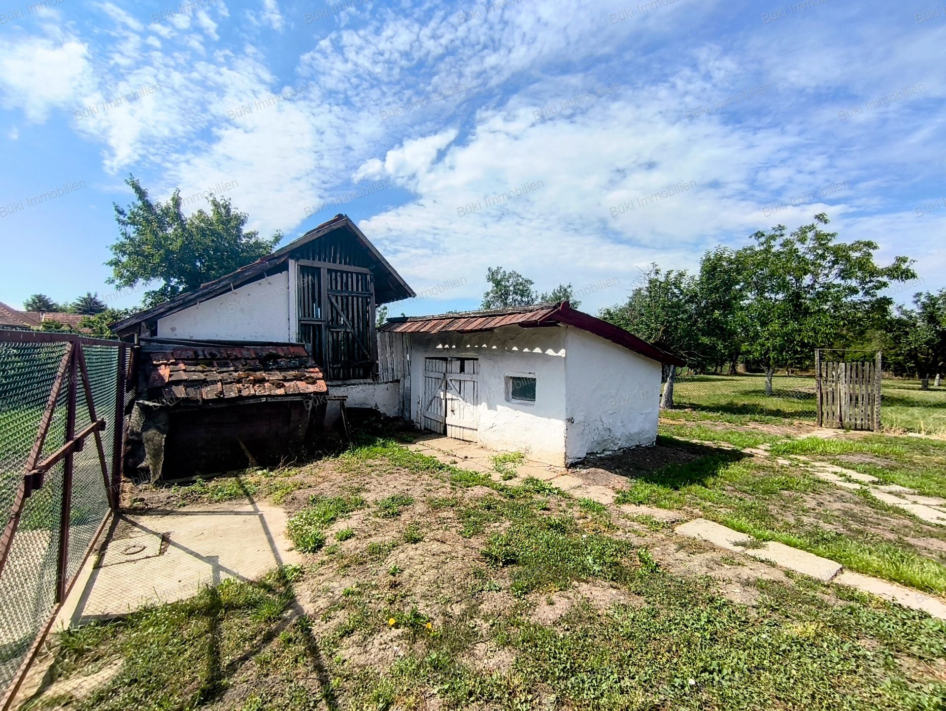 A fájl már létezik a célhelyen: import/kepek/vizjeles_5774753.jpg
For sale house Bélmegyer  100 m<sup>2</sup> 9 millió Ft