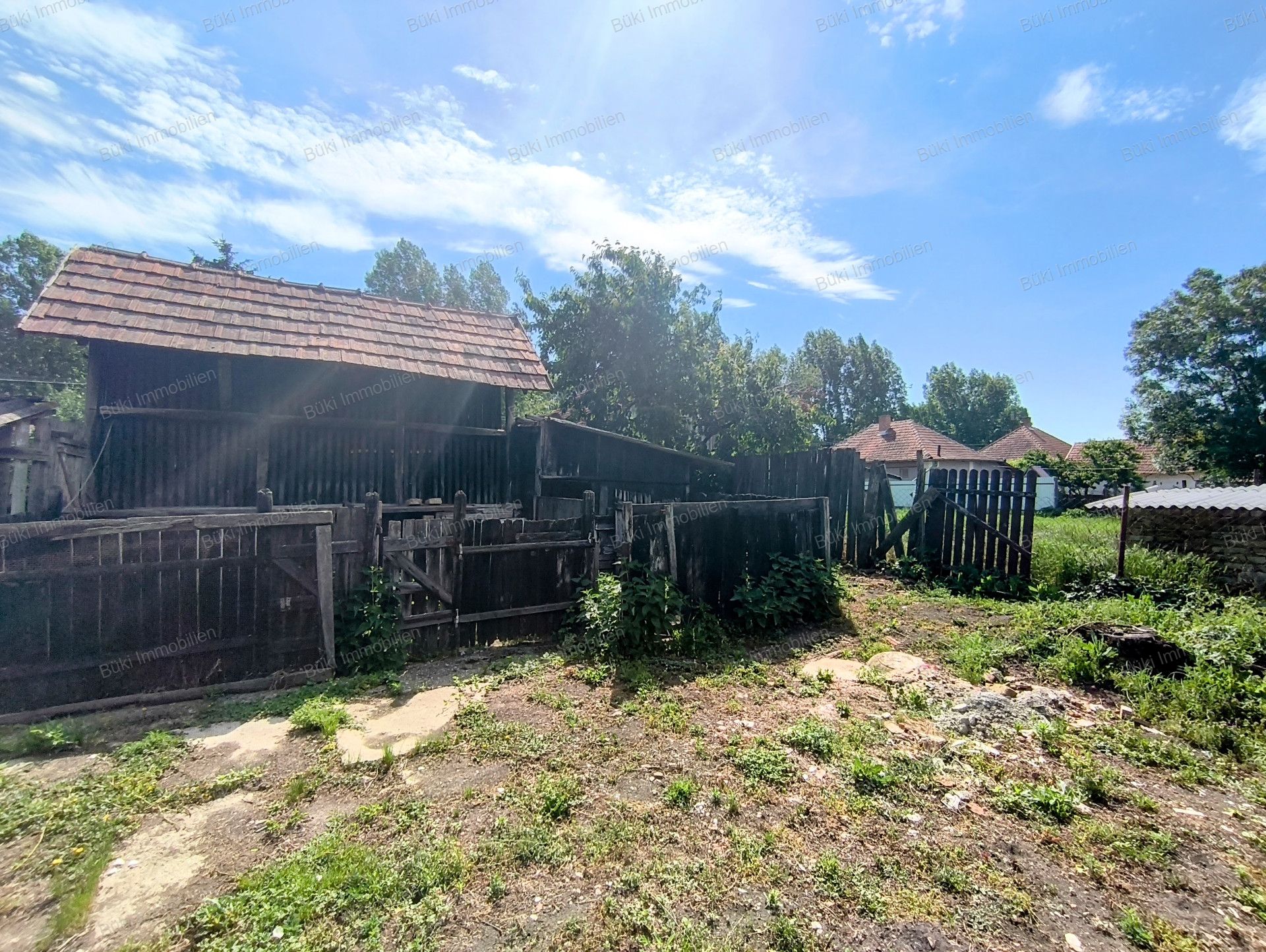 A fájl már létezik a célhelyen: import/kepek/vizjeles_5774754.jpg
For sale house Bélmegyer  100 m<sup>2</sup> 9 millió Ft