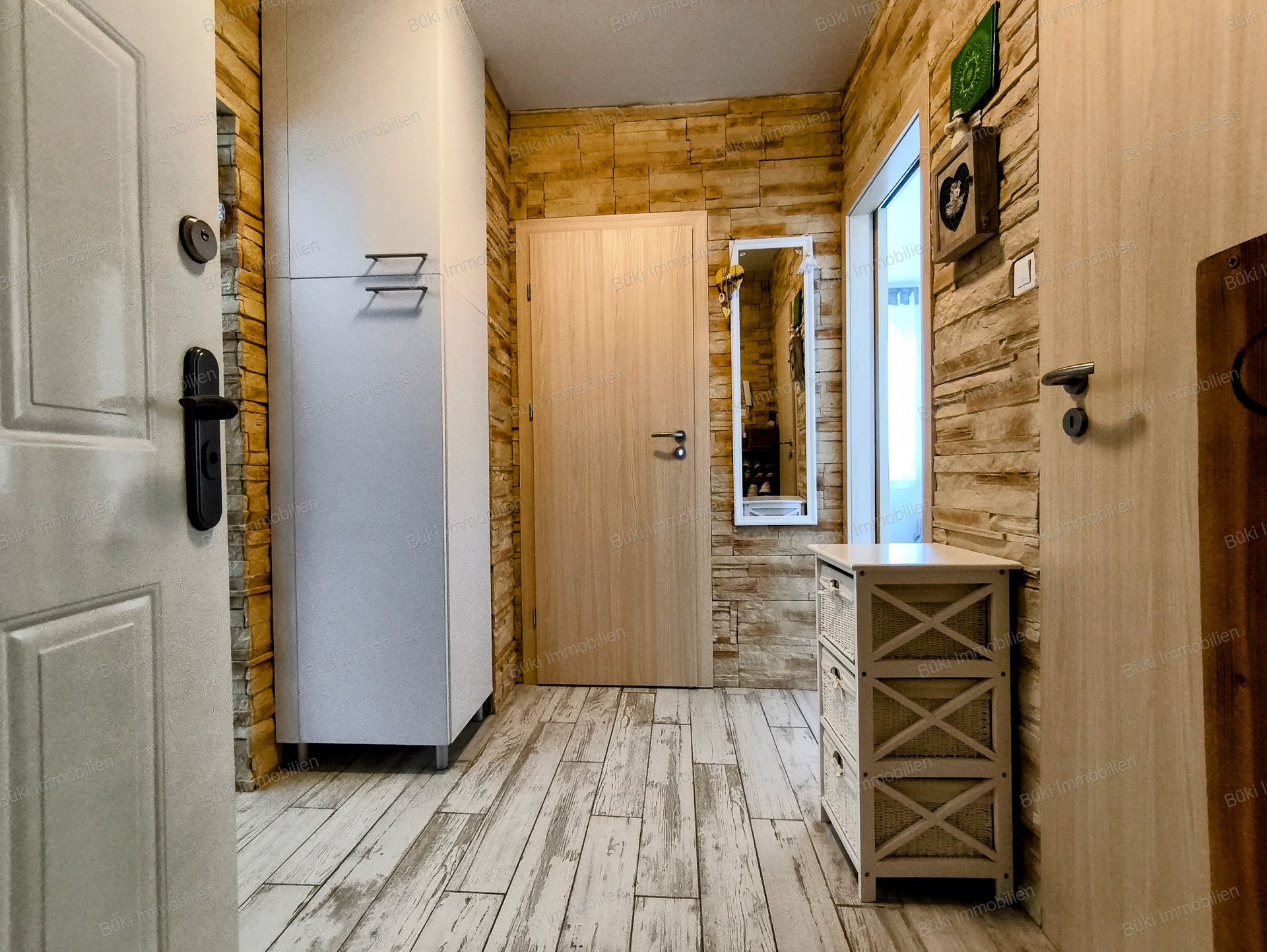 A fájl már létezik a célhelyen: import/kepek/vizjeles_5782083.jpg
For sale Panel apartment Békéscsaba  40 m<sup>2</sup> 31 millió Ft
