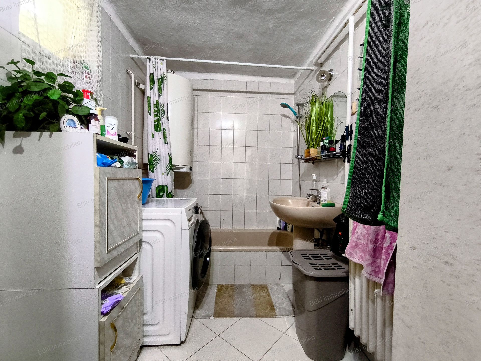 A fájl már létezik a célhelyen: import/kepek/vizjeles_5783385.jpg
For sale house Békéscsaba  130 m<sup>2</sup> 28.6 millió Ft