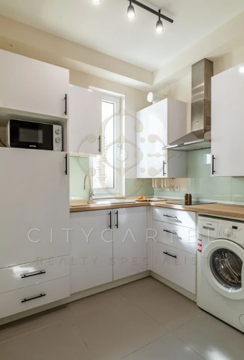 A fájl már létezik a célhelyen: import/kepek/vizjeles_5784584.jpg
Eladó Téglalakás Budapest, VI. kerület  34 m<sup>2</sup> 59.9 millió Ft
