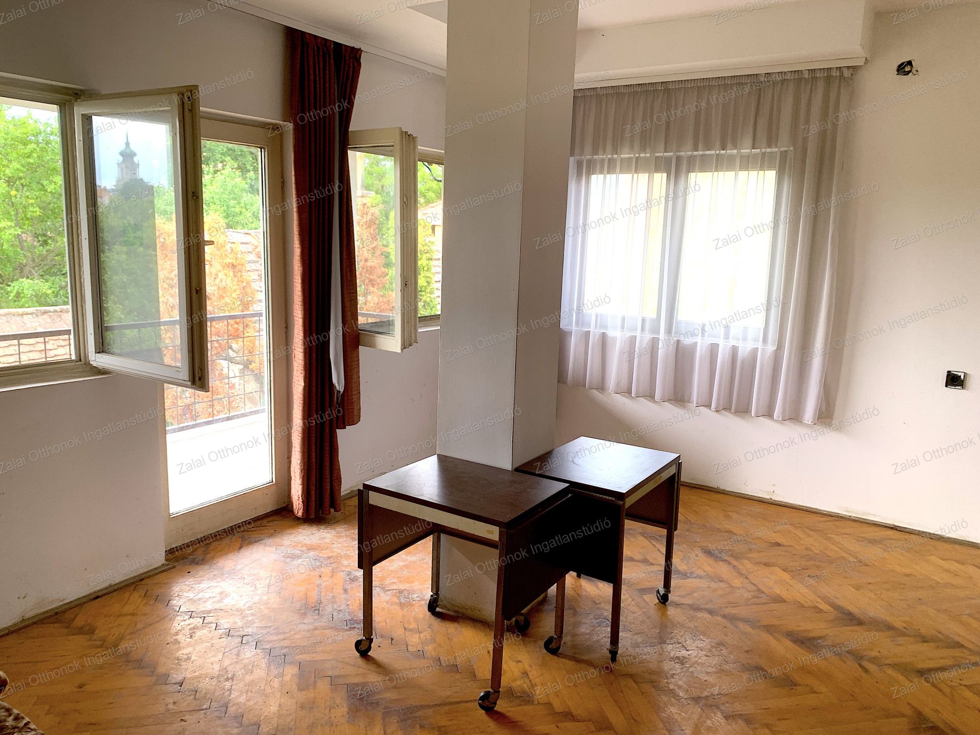 A fájl már létezik a célhelyen: import/kepek/vizjeles_5786049.jpg
For sale house Keszthely  400 m<sup>2</sup> 109 millió Ft