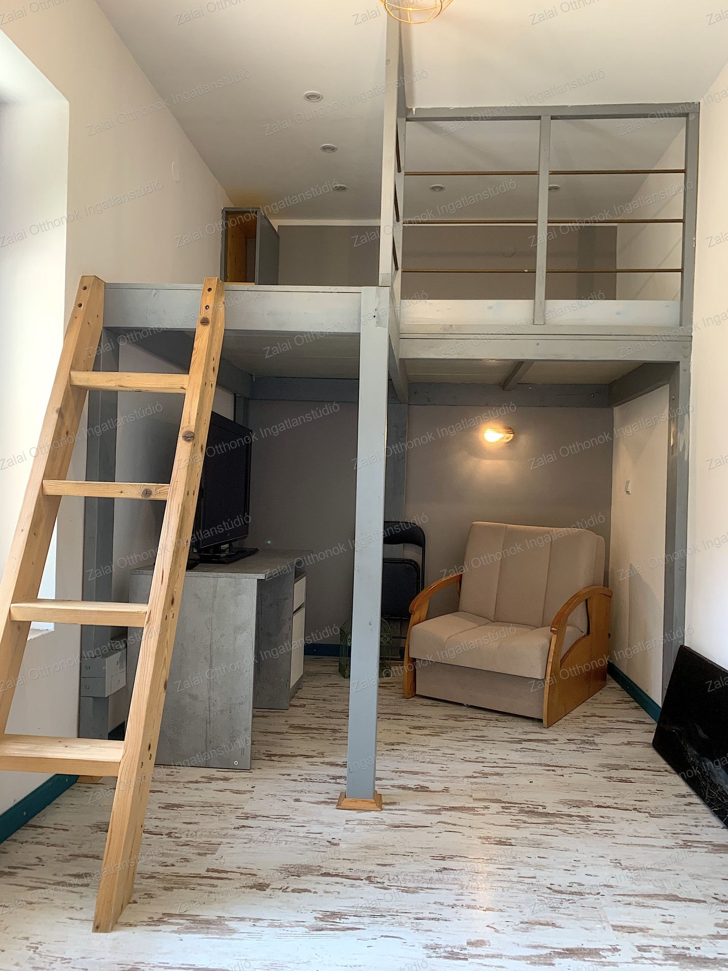 A fájl már létezik a célhelyen: import/kepek/vizjeles_5786129.jpg
For sale flat Keszthely  70 m<sup>2</sup> 67.9 millió Ft