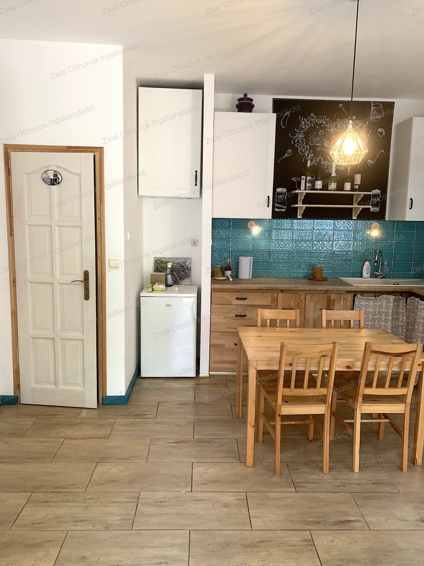 A fájl már létezik a célhelyen: import/kepek/vizjeles_5786133.jpg
For sale flat Keszthely  70 m<sup>2</sup> 67.9 millió Ft