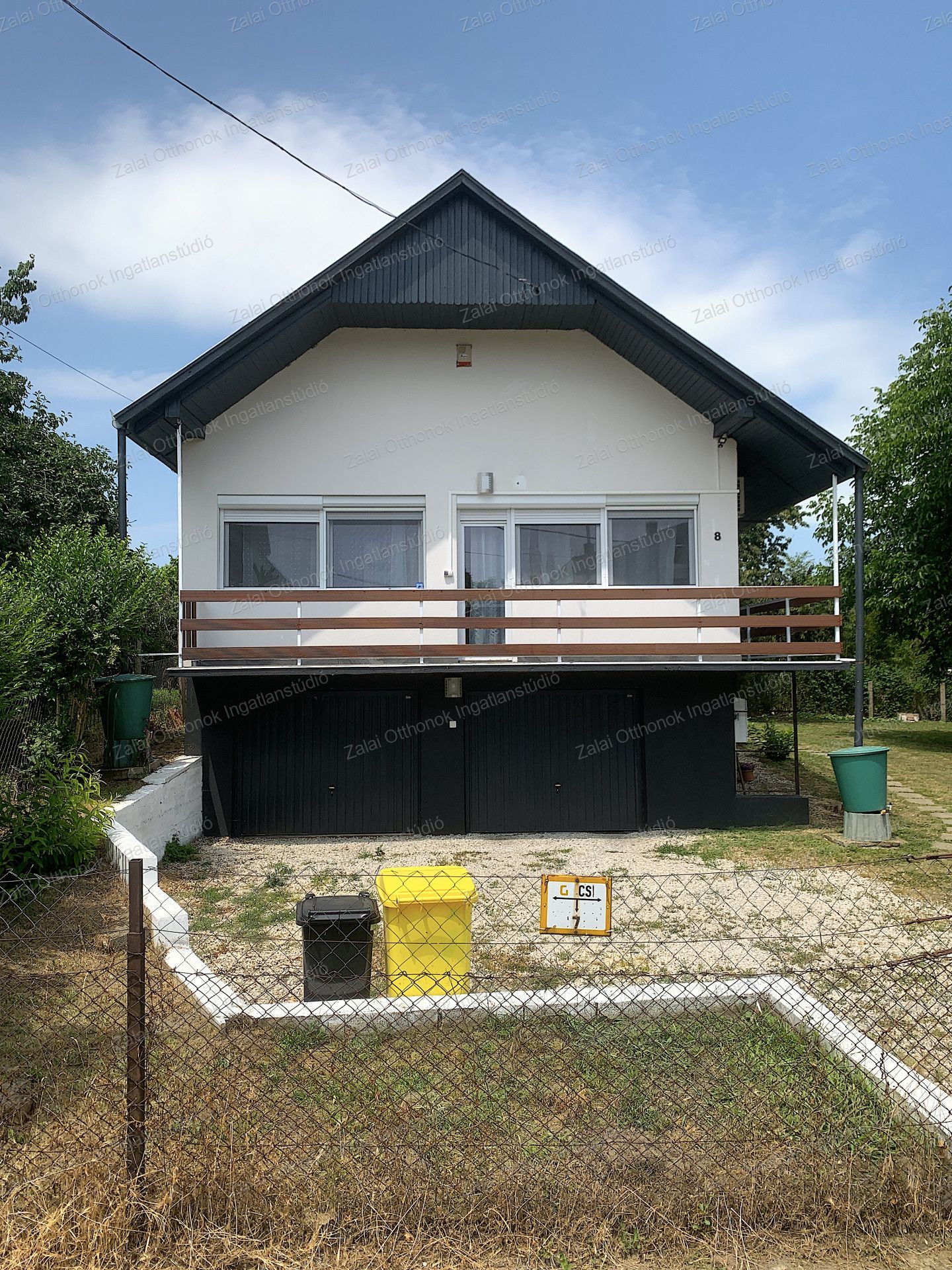 A fájl már létezik a célhelyen: import/kepek/vizjeles_5786377.jpg
For sale house Szőlősgyörök  115 m<sup>2</sup> 72.35 millió Ft