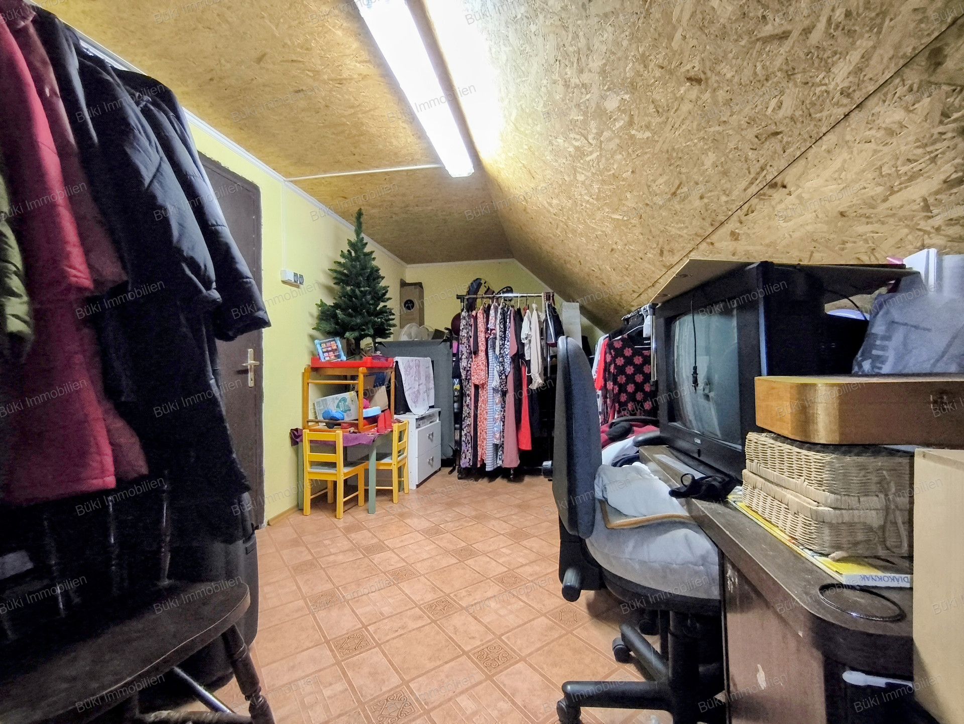 A fájl már létezik a célhelyen: import/kepek/vizjeles_5795880.jpg
For sale flat Füzesgyarmat  118 m<sup>2</sup> 35 millió Ft