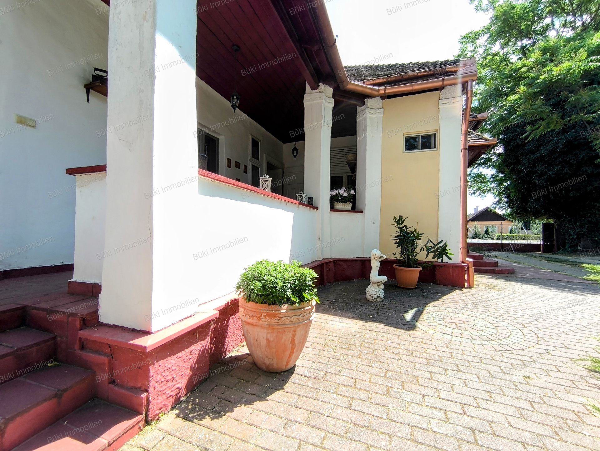 A fájl már létezik a célhelyen: import/kepek/vizjeles_5800265.jpg
For sale Hotel, guesthouse Füzesgyarmat  320 m<sup>2</sup> 42.5 millió Ft