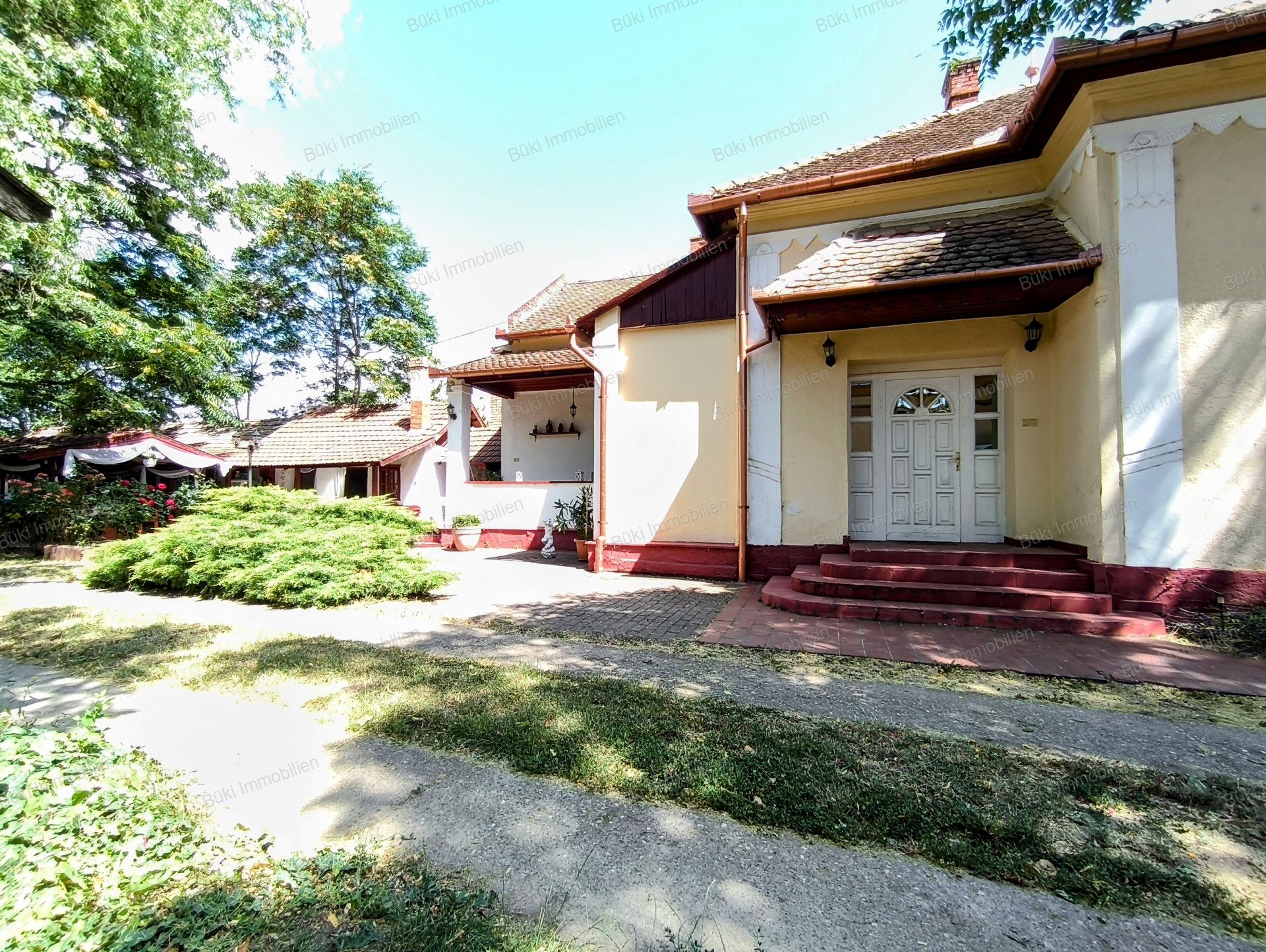 A fájl már létezik a célhelyen: import/kepek/vizjeles_5800267.jpg
For sale Hotel, guesthouse Füzesgyarmat  320 m<sup>2</sup> 42.5 millió Ft