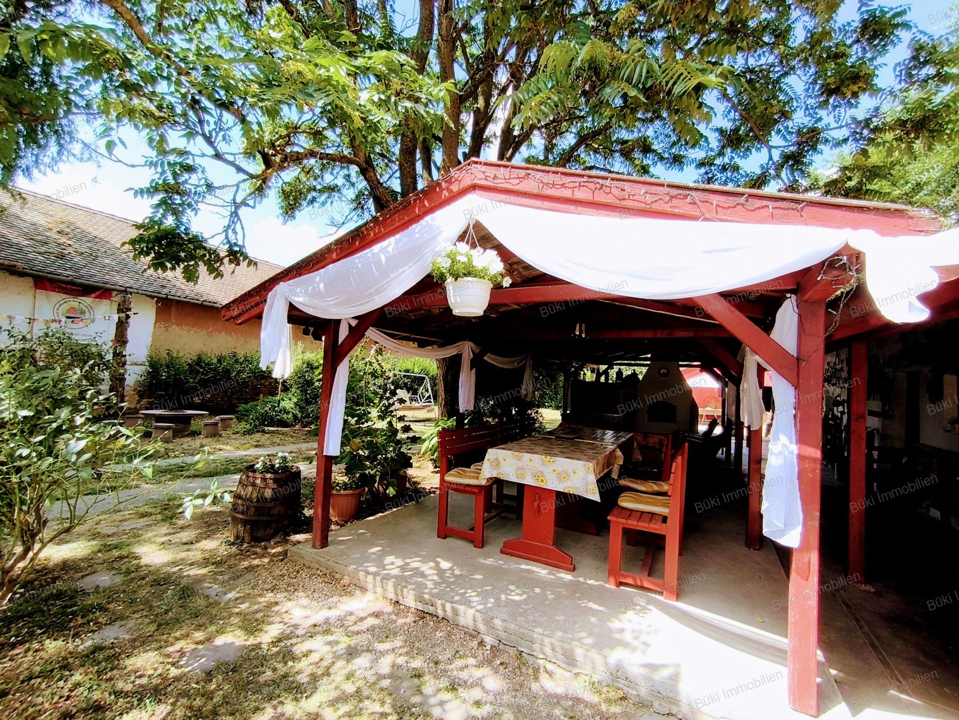 A fájl már létezik a célhelyen: import/kepek/vizjeles_5800270.jpg
For sale Hotel, guesthouse Füzesgyarmat  320 m<sup>2</sup> 42.5 millió Ft