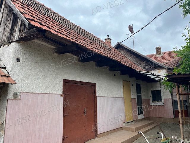 A fájl már létezik a célhelyen: import/kepek/vizjeles_5800497.jpg
Eladó Családi ház Újhartyán  107 m<sup>2</sup> 45.9 millió Ft