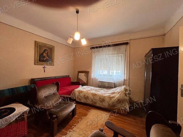 A fájl már létezik a célhelyen: import/kepek/vizjeles_5800501.jpg
Eladó Családi ház Újhartyán  107 m<sup>2</sup> 45.9 millió Ft