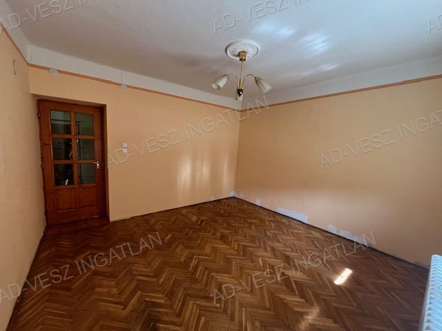 A fájl már létezik a célhelyen: import/kepek/vizjeles_5800745.jpg
Eladó Családi ház Dabas  64 m<sup>2</sup> 45.9 millió Ft
