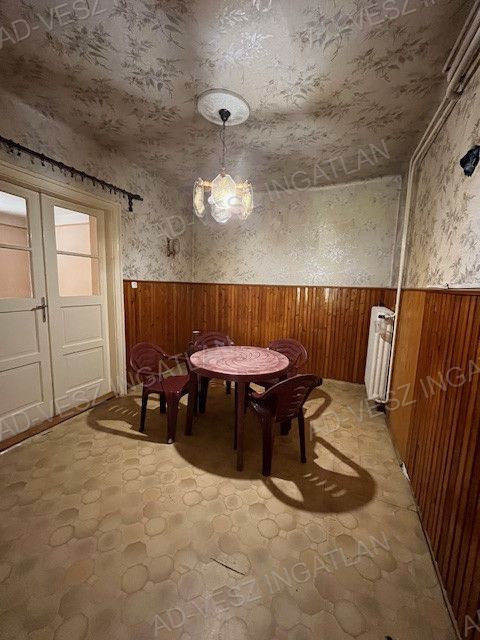 A fájl már létezik a célhelyen: import/kepek/vizjeles_5800746.jpg
Eladó Családi ház Dabas  64 m<sup>2</sup> 45.9 millió Ft
