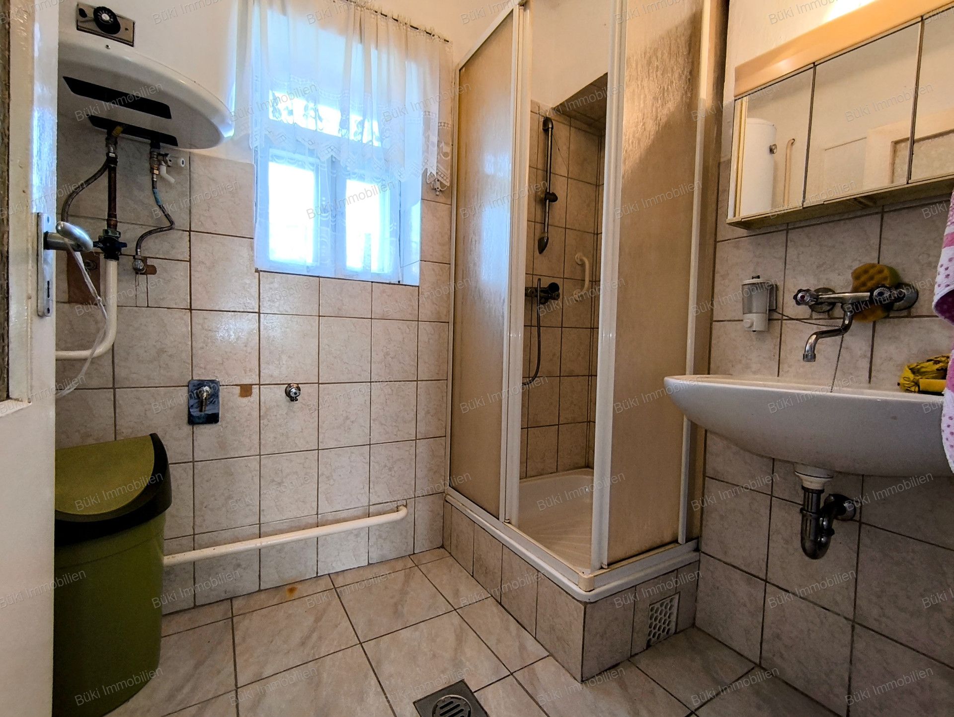 A fájl már létezik a célhelyen: import/kepek/vizjeles_5800863.jpg
For sale house Füzesgyarmat  105 m<sup>2</sup> 14 millió Ft