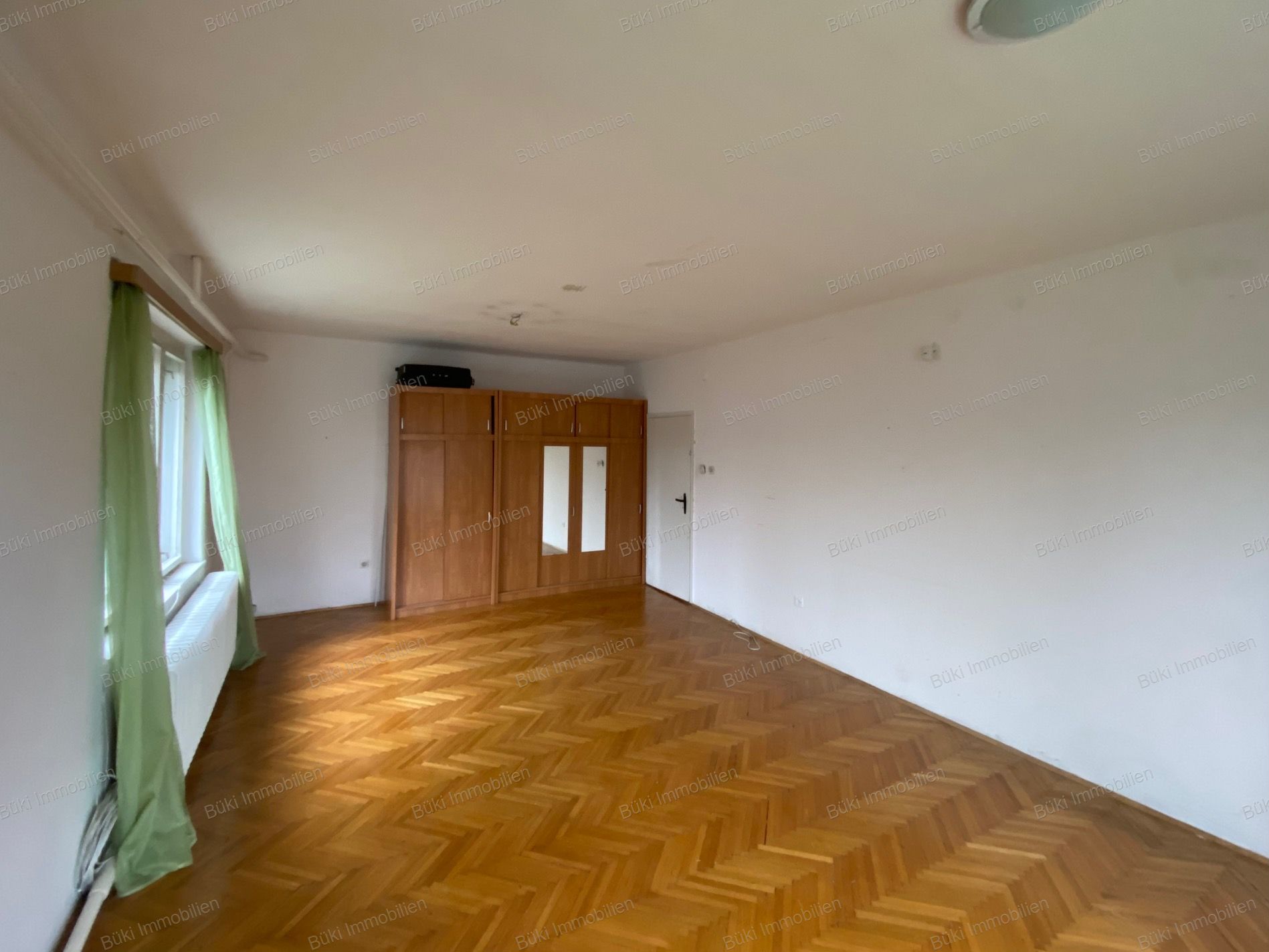 A fájl már létezik a célhelyen: import/kepek/vizjeles_5803579.jpg
For sale house Miskolc  160 m<sup>2</sup> 69.2 millió Ft