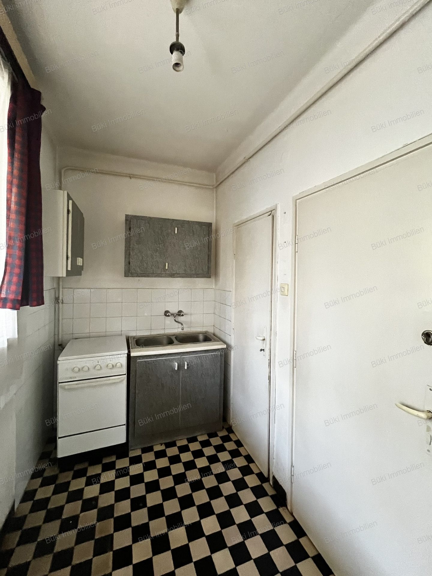 A fájl már létezik a célhelyen: import/kepek/vizjeles_5803585.jpg
For sale house Miskolc  160 m<sup>2</sup> 69.2 millió Ft