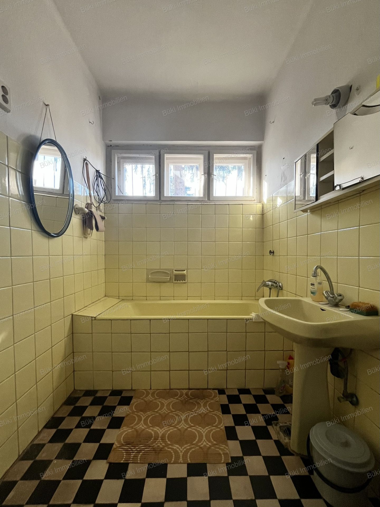 A fájl már létezik a célhelyen: import/kepek/vizjeles_5803586.jpg
For sale house Miskolc  160 m<sup>2</sup> 69.2 millió Ft