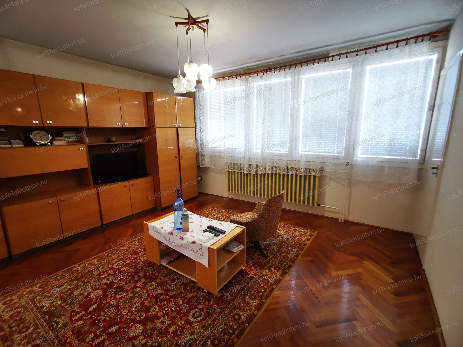A fájl már létezik a célhelyen: import/kepek/vizjeles_5804062.jpg
Eladó Társasház Jászberény  104 m<sup>2</sup> 44 millió Ft