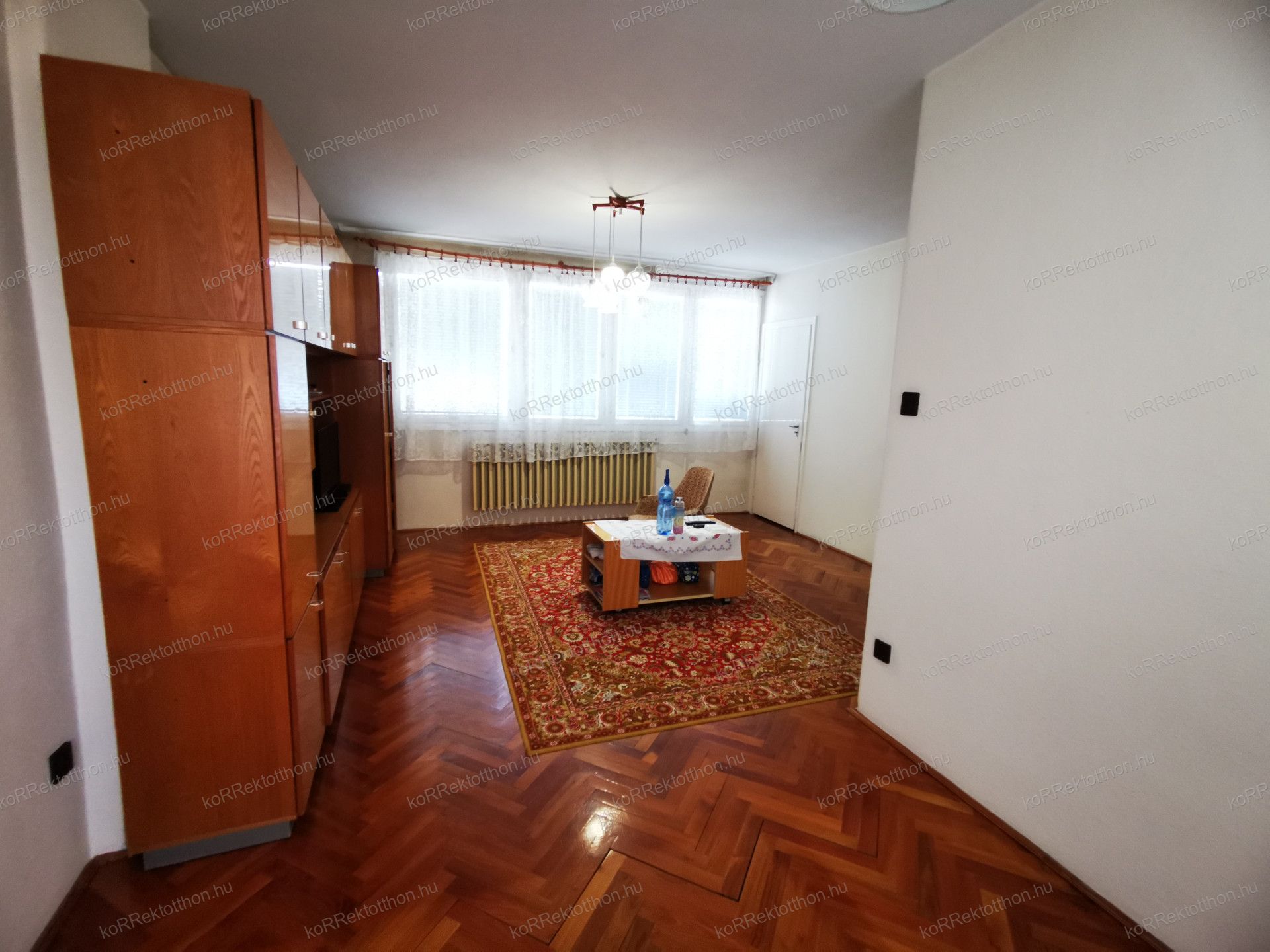 A fájl már létezik a célhelyen: import/kepek/vizjeles_5804064.jpg
Eladó Társasház Jászberény  104 m<sup>2</sup> 44 millió Ft