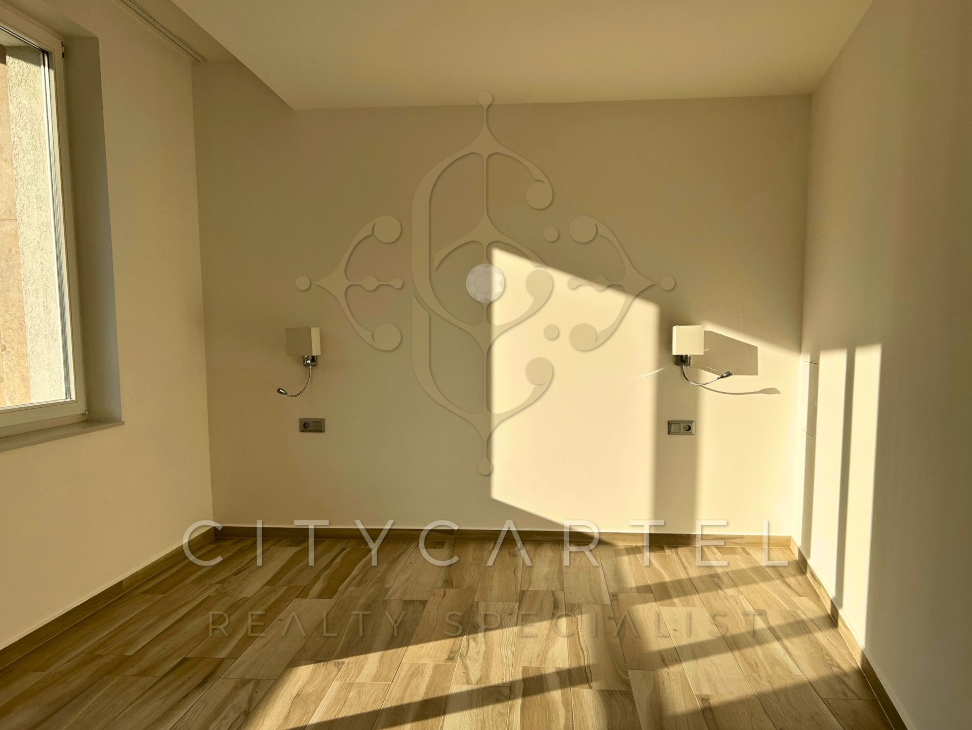 A fájl már létezik a célhelyen: import/kepek/vizjeles_5804836.jpg
Eladó Téglalakás Budapest, II. kerület  65 m<sup>2</sup> 890 EUR