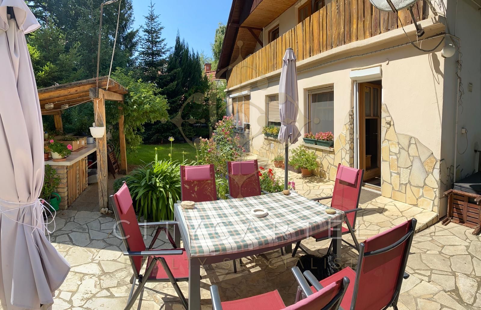 A fájl már létezik a célhelyen: import/kepek/vizjeles_5805028.jpg
Eladó Családi ház Érd  300 m<sup>2</sup> 256 millió Ft