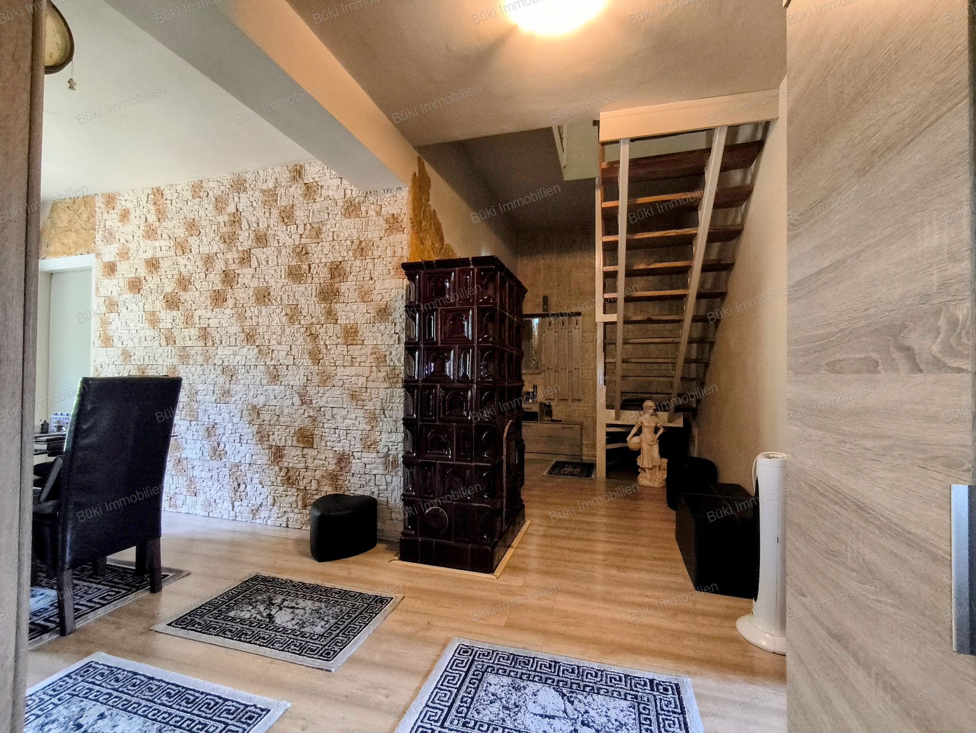 A fájl már létezik a célhelyen: import/kepek/vizjeles_5805639.jpg
For sale house Békéscsaba  128 m<sup>2</sup> 72.5 millió Ft