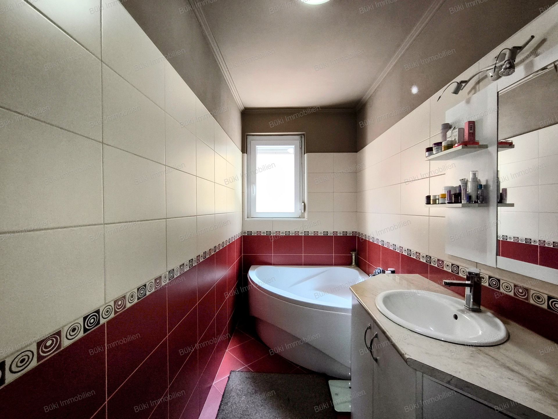 A fájl már létezik a célhelyen: import/kepek/vizjeles_5805642.jpg
For sale house Békéscsaba  128 m<sup>2</sup> 72.5 millió Ft