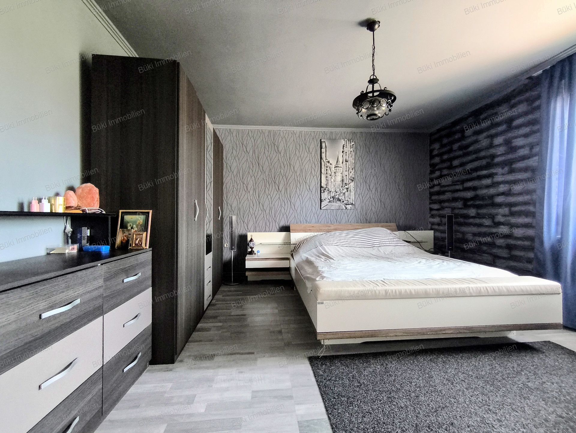 A fájl már létezik a célhelyen: import/kepek/vizjeles_5805646.jpg
For sale house Békéscsaba  128 m<sup>2</sup> 72.5 millió Ft