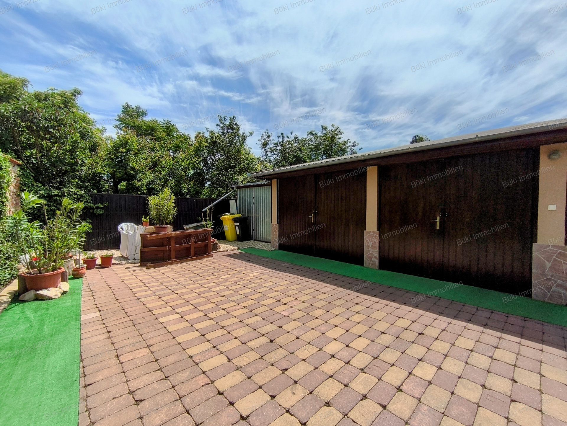 A fájl már létezik a célhelyen: import/kepek/vizjeles_5805651.jpg
For sale house Békéscsaba  128 m<sup>2</sup> 72.5 millió Ft