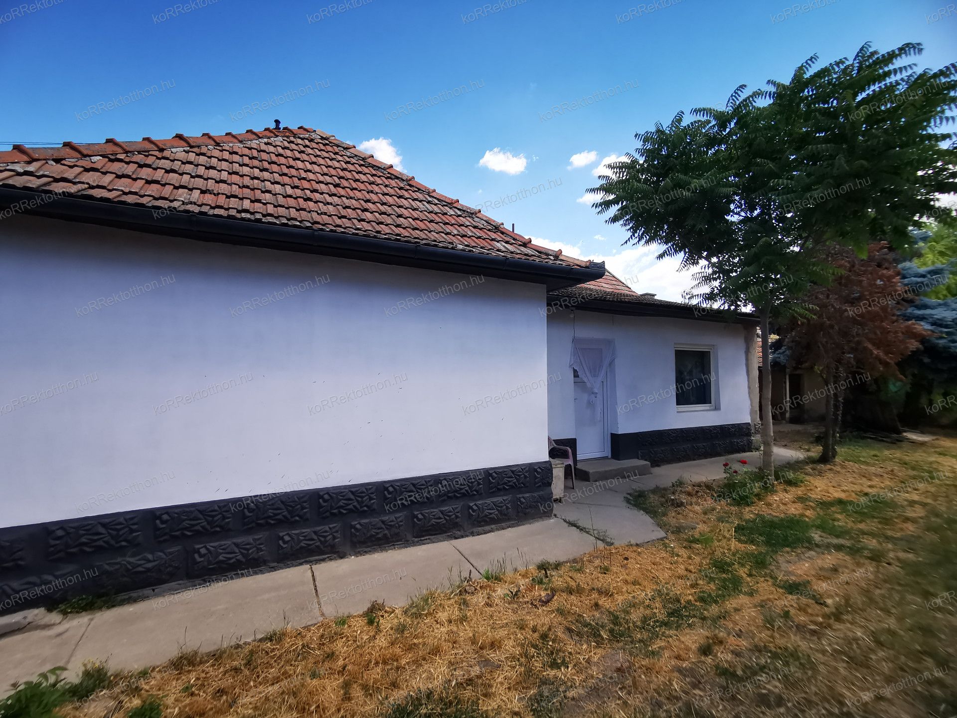A fájl már létezik a célhelyen: import/kepek/vizjeles_5809587.jpg
Eladó Családi ház Jásztelek  72 m<sup>2</sup> 14.99 millió Ft