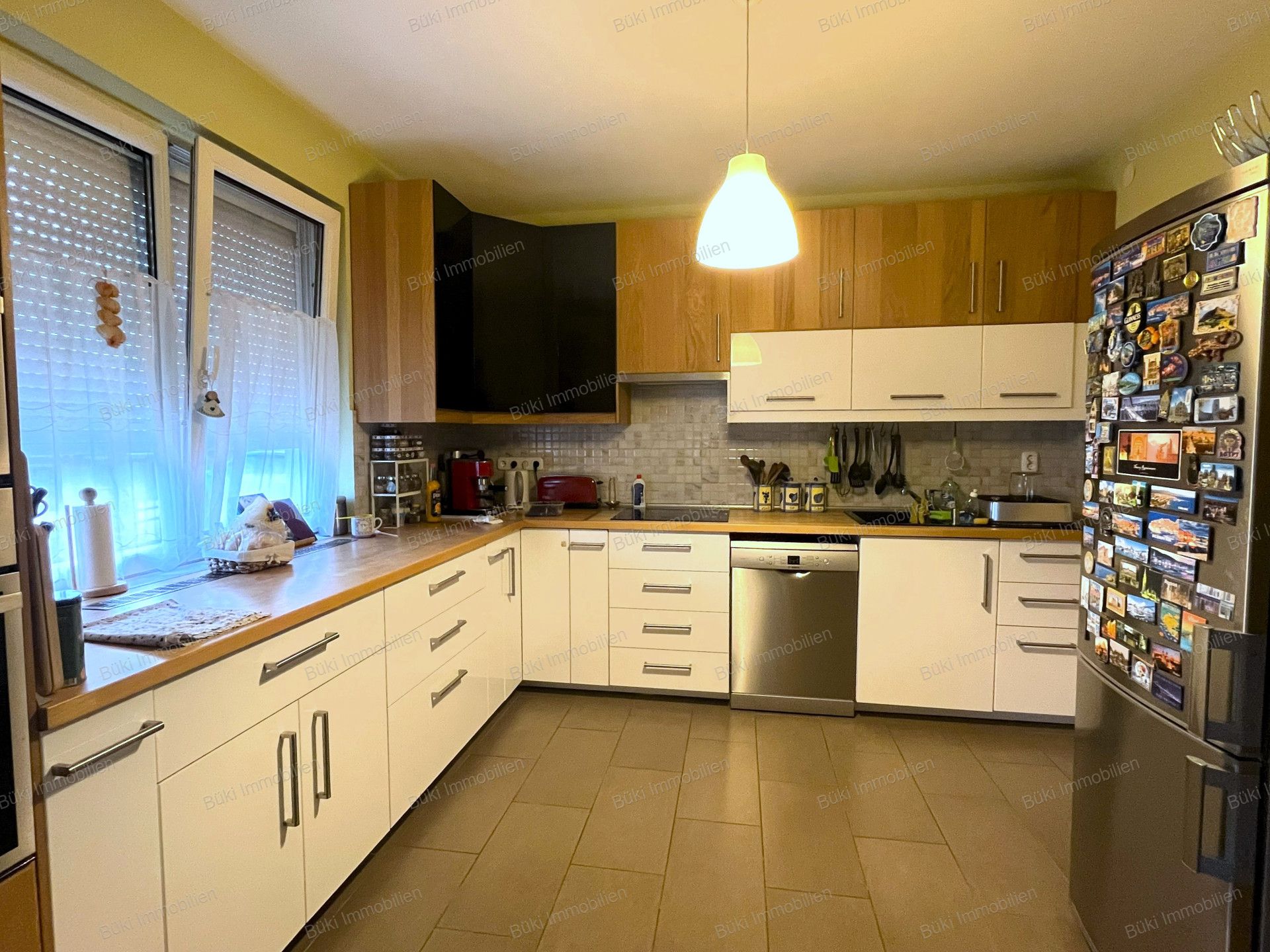 A fájl már létezik a célhelyen: import/kepek/vizjeles_5815399.jpg
For sale house Úrhida  150 m<sup>2</sup> 114.9 millió Ft