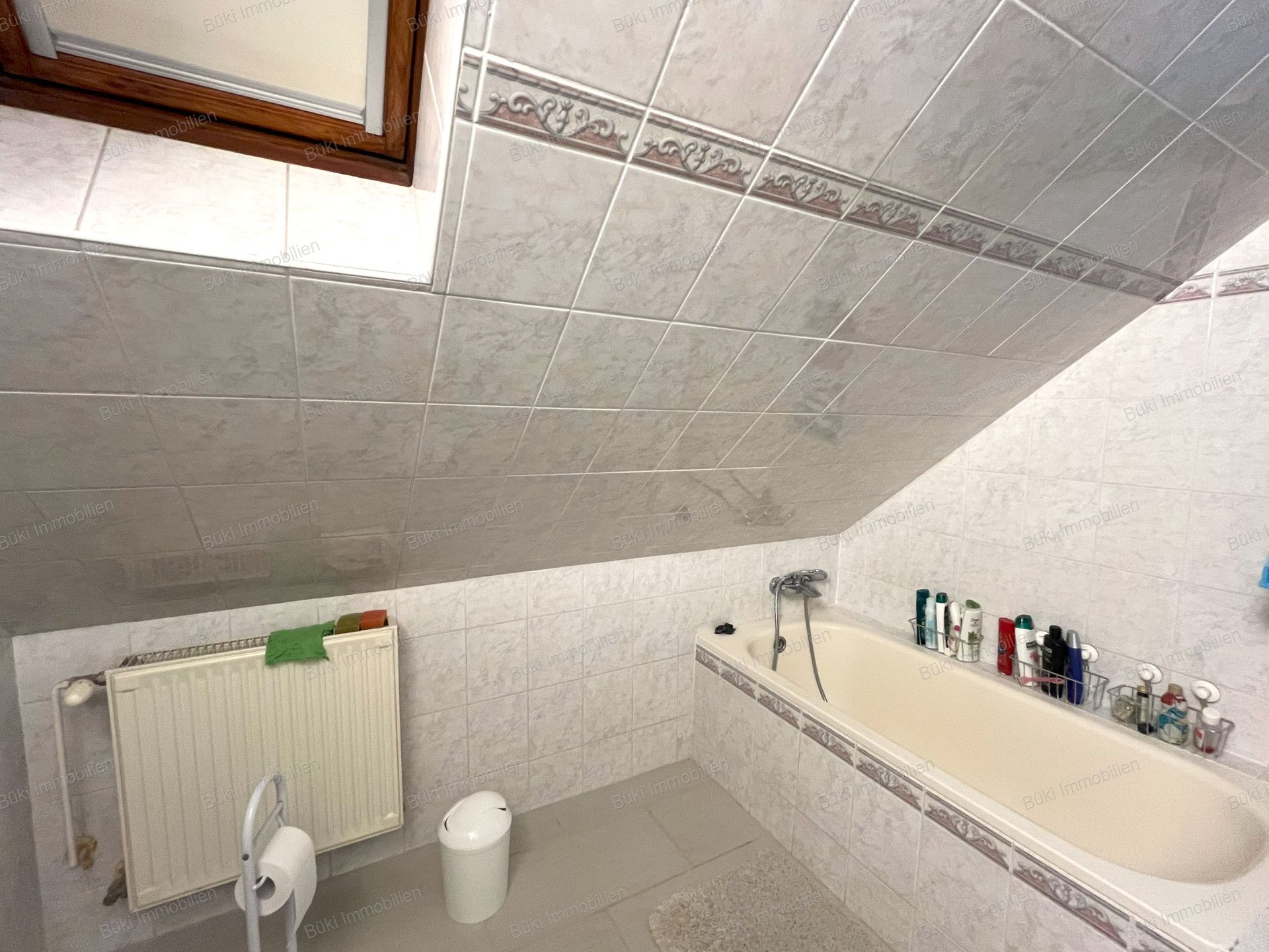A fájl már létezik a célhelyen: import/kepek/vizjeles_5815411.jpg
For sale house Úrhida  150 m<sup>2</sup> 114.9 millió Ft