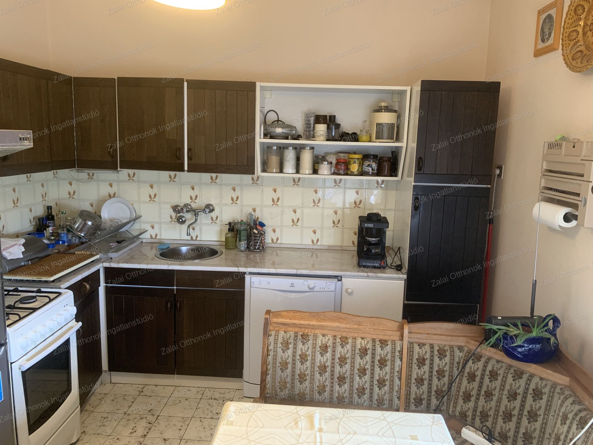 A fájl már létezik a célhelyen: import/kepek/vizjeles_5819793.jpg
For sale house Szepetnek  176 m<sup>2</sup> 37.9 millió Ft