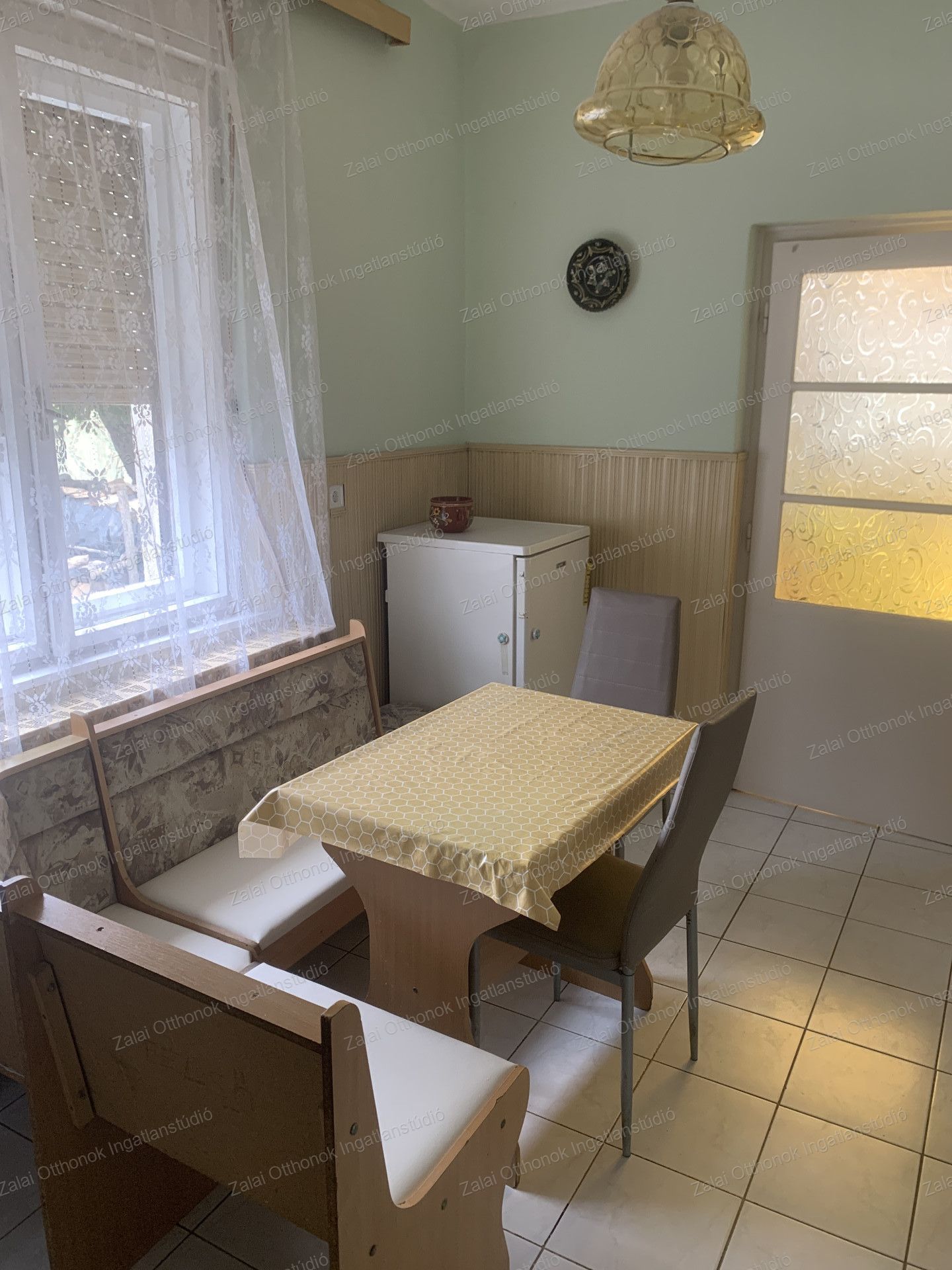 A fájl már létezik a célhelyen: import/kepek/vizjeles_5819802.jpg
For sale house Szepetnek  176 m<sup>2</sup> 37.9 millió Ft