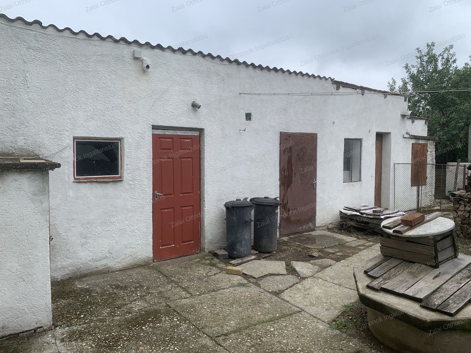 A fájl már létezik a célhelyen: import/kepek/vizjeles_5819806.jpg
For sale house Szepetnek  176 m<sup>2</sup> 37.9 millió Ft