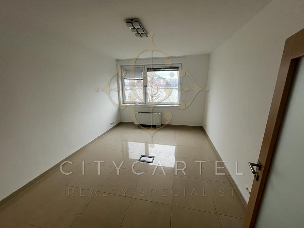 A fájl már létezik a célhelyen: import/kepek/vizjeles_5822469.jpg
Eladó Téglalakás Budapest, IX. kerület  115 m<sup>2</sup> 215 millió Ft