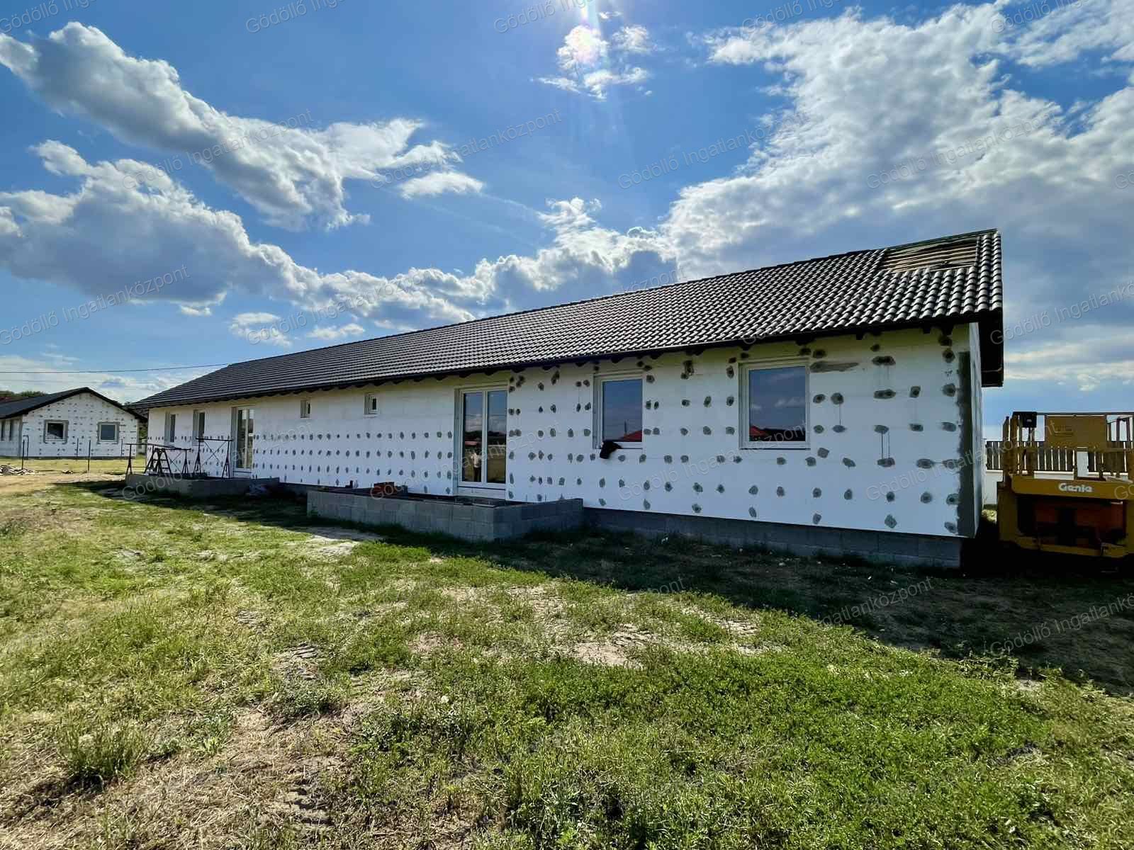 A fájl nem létezik a célhelyen: import/kepek/vizjeles_5823024.jpg. Másolás...
Kép sikeresen importálvaEladó Ikerház Tura  87 m<sup>2</sup> 67.9 millió Ft