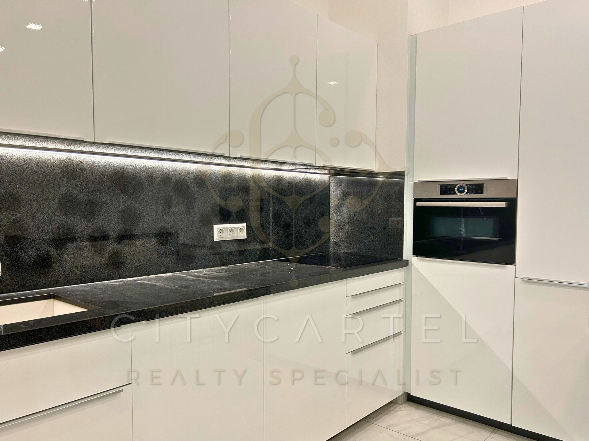 A fájl már létezik a célhelyen: import/kepek/vizjeles_5827856.jpg
Eladó Téglalakás Budapest, V. kerület  57 m<sup>2</sup> 890 EUR