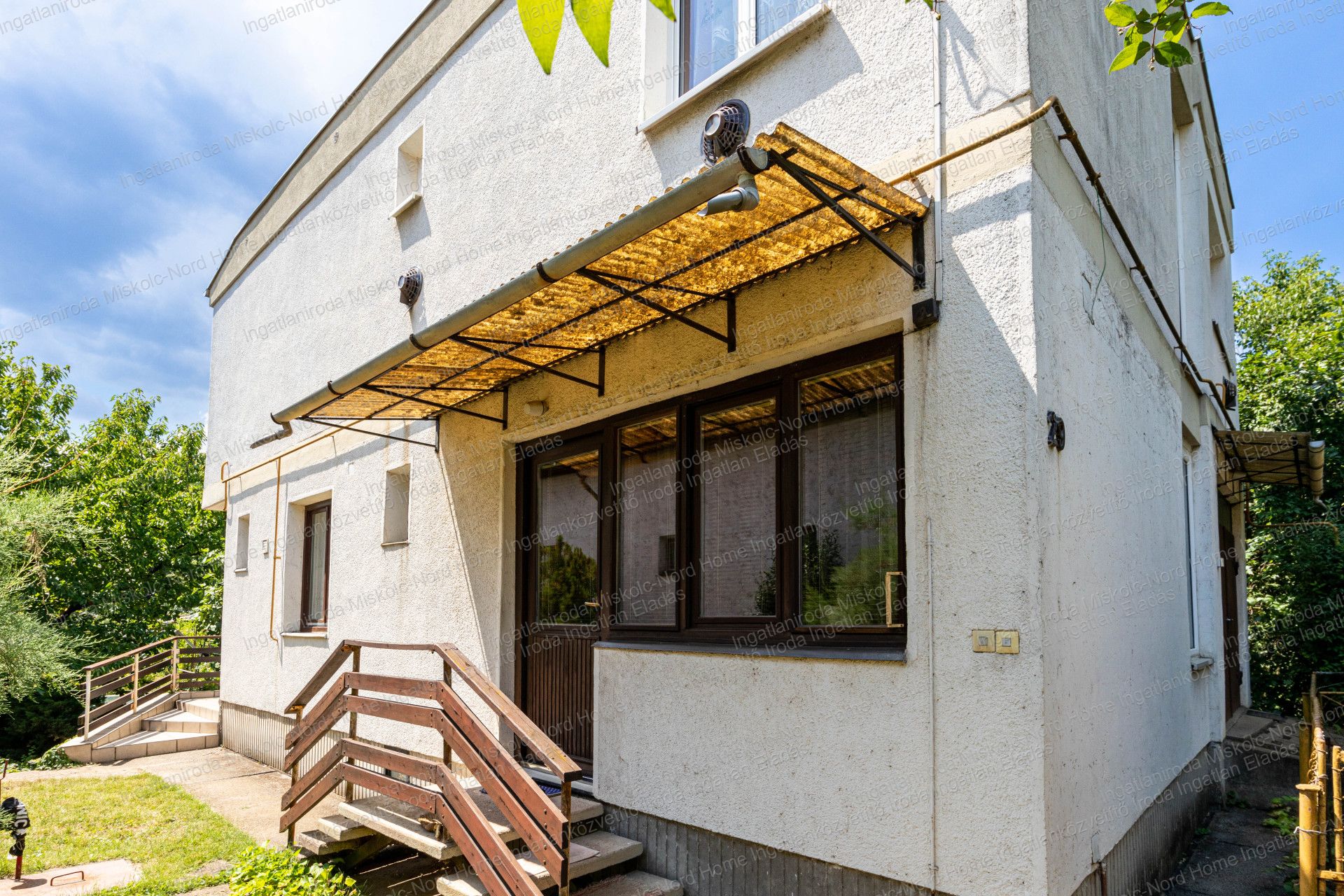 A fájl már létezik a célhelyen: import/kepek/vizjeles_5828128.jpg
Eladó Családi ház Alsózsolca  123 m<sup>2</sup> 39.9 millió Ft