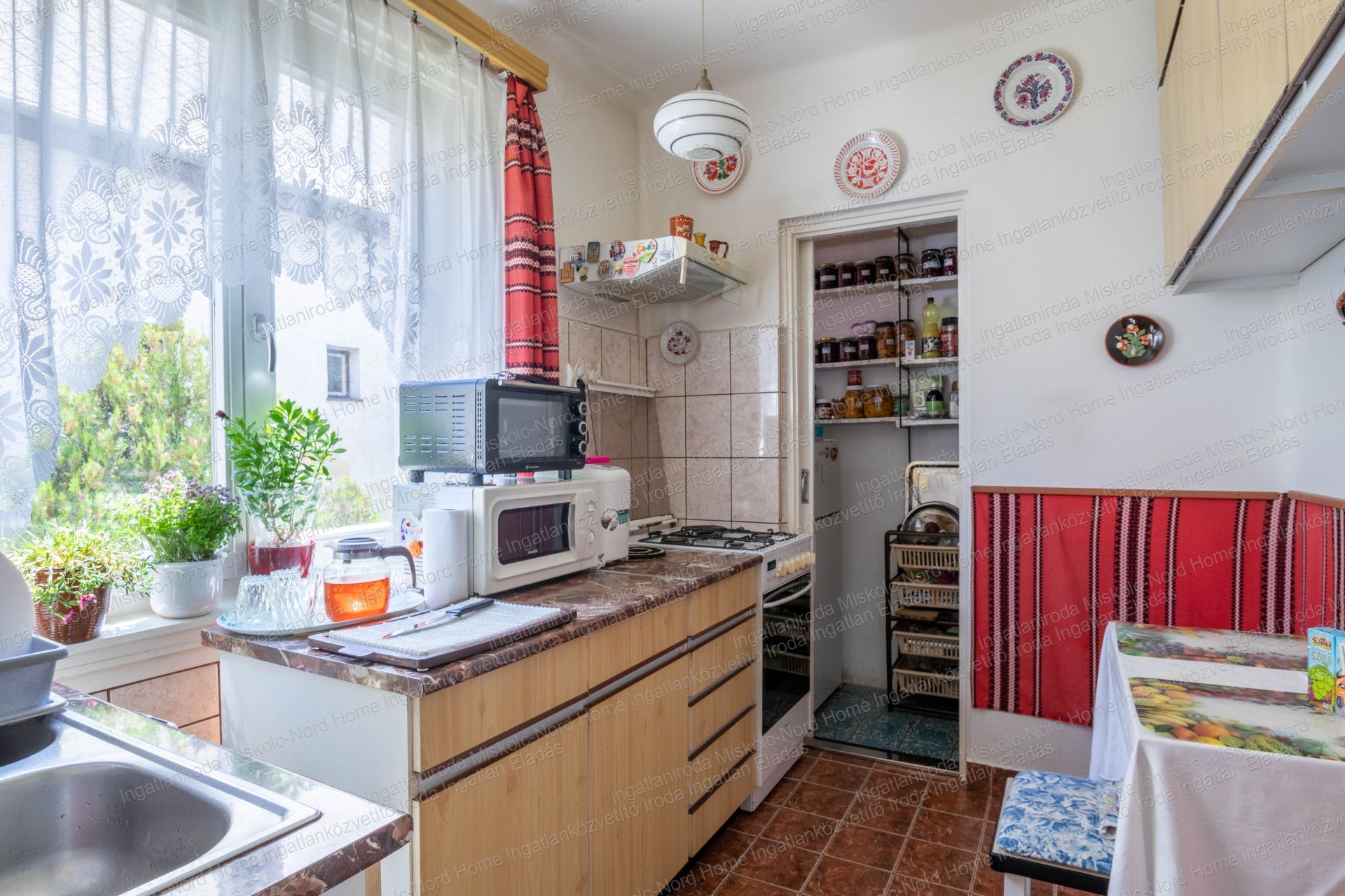 A fájl már létezik a célhelyen: import/kepek/vizjeles_5828132.jpg
Eladó Családi ház Alsózsolca  123 m<sup>2</sup> 39.9 millió Ft