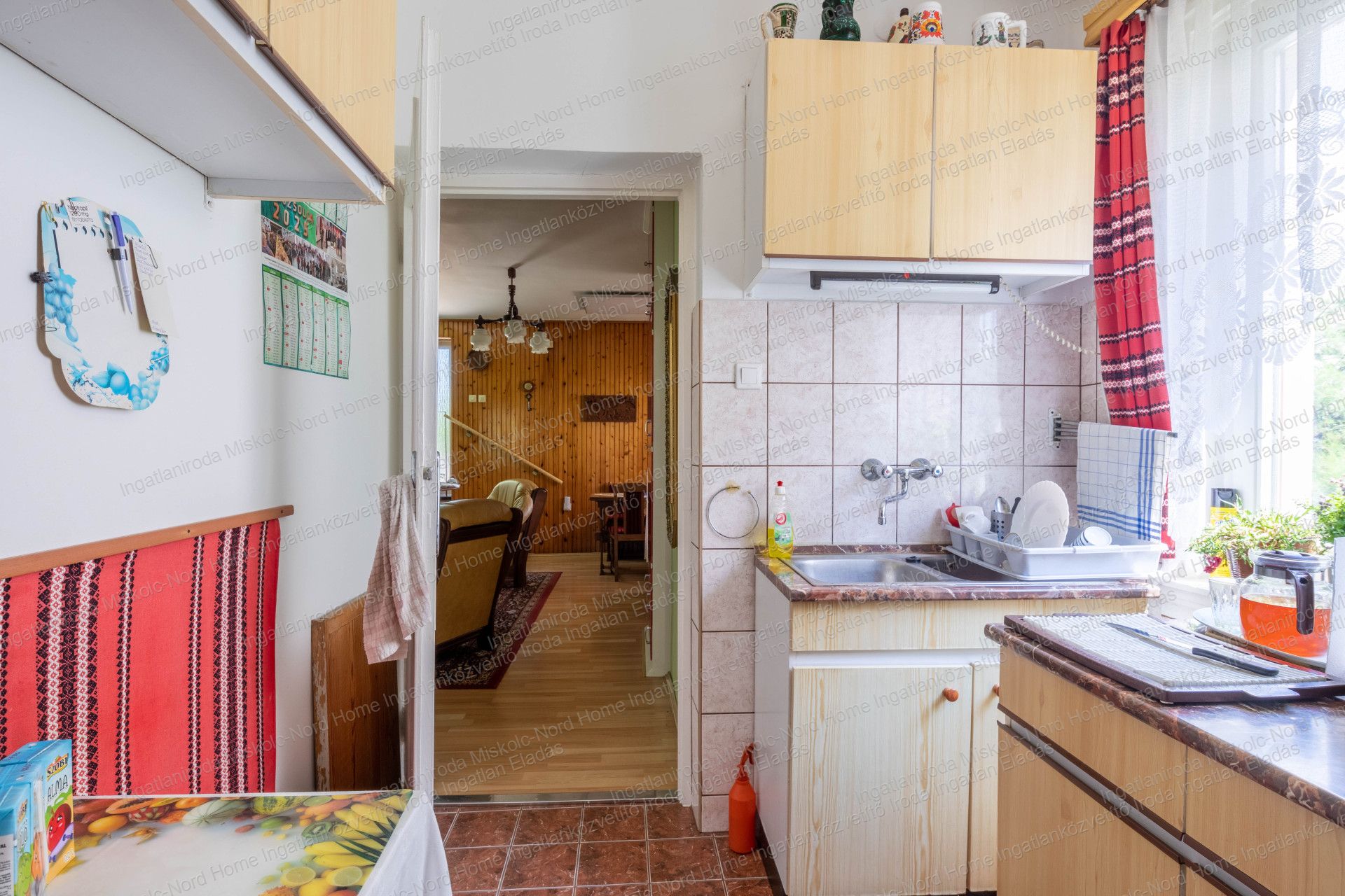 A fájl már létezik a célhelyen: import/kepek/vizjeles_5828134.jpg
Eladó Családi ház Alsózsolca  123 m<sup>2</sup> 39.9 millió Ft