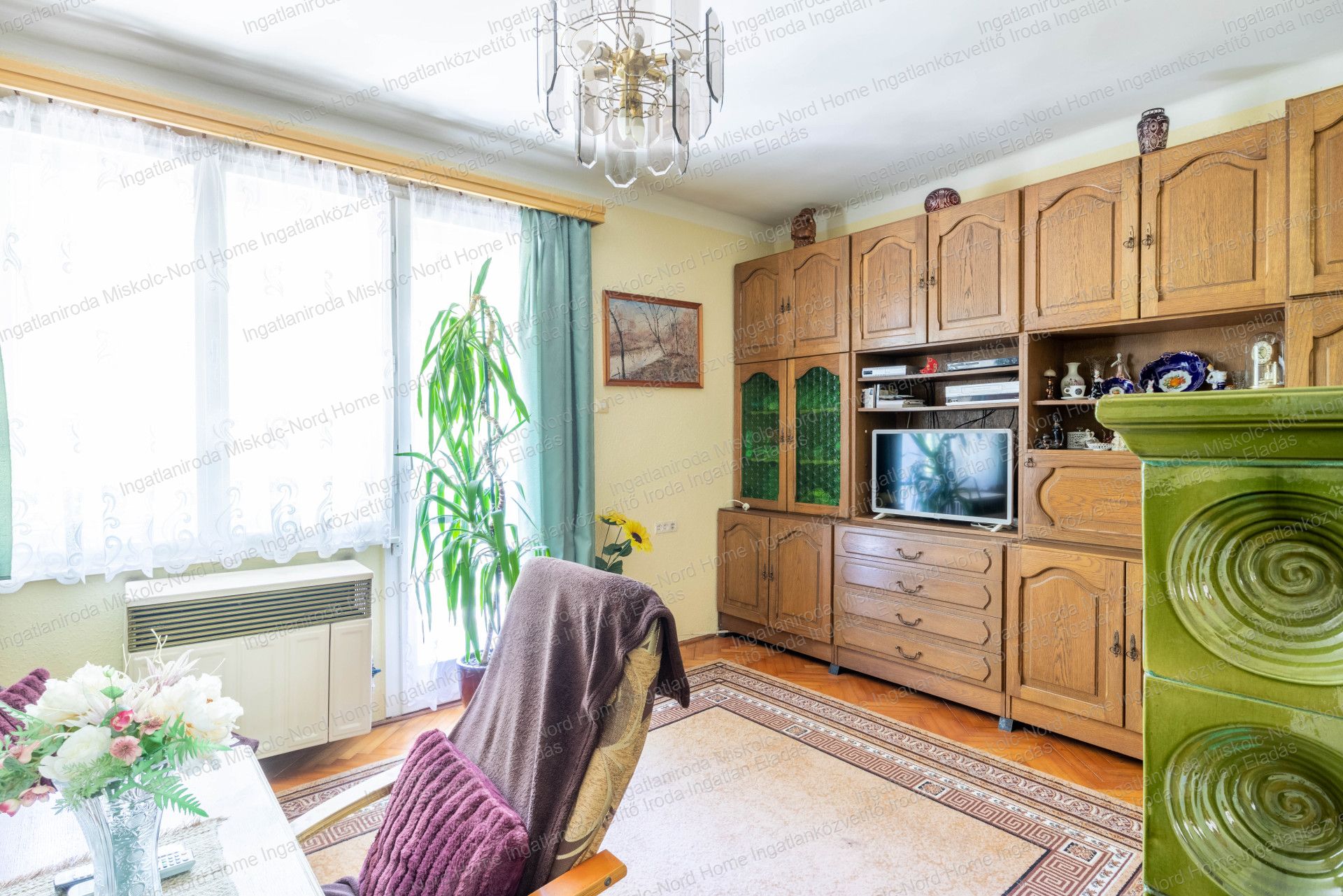 A fájl már létezik a célhelyen: import/kepek/vizjeles_5828141.jpg
Eladó Családi ház Alsózsolca  123 m<sup>2</sup> 39.9 millió Ft