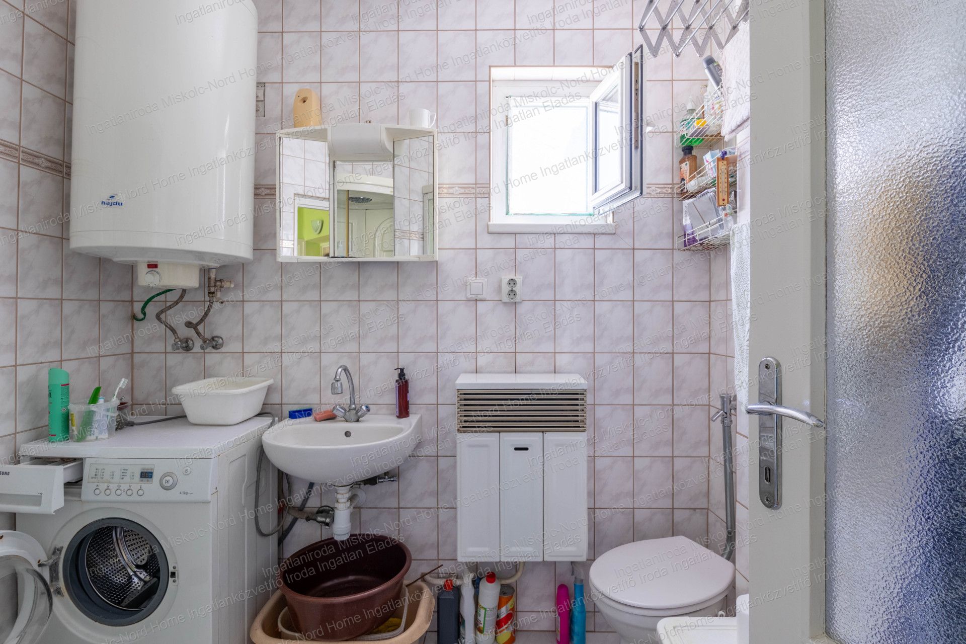 A fájl már létezik a célhelyen: import/kepek/vizjeles_5828147.jpg
Eladó Családi ház Alsózsolca  123 m<sup>2</sup> 39.9 millió Ft
